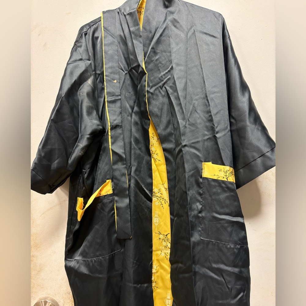 Black and Yellow Kimono Robe
